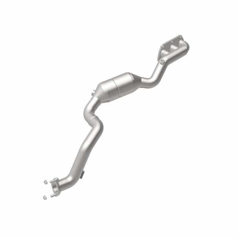 MagnaFlow 50798 hm grade manifold converter, rear view of the turntable spin