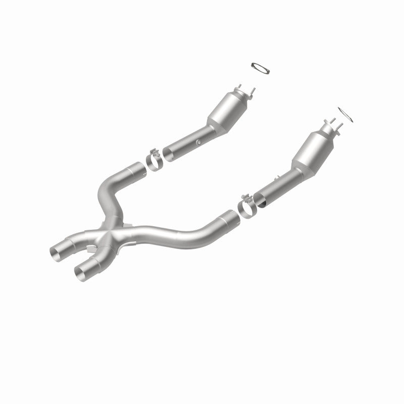 MagnaFlow 5561976 carb direct-fit catalytic converter, rear view of the turntable spin