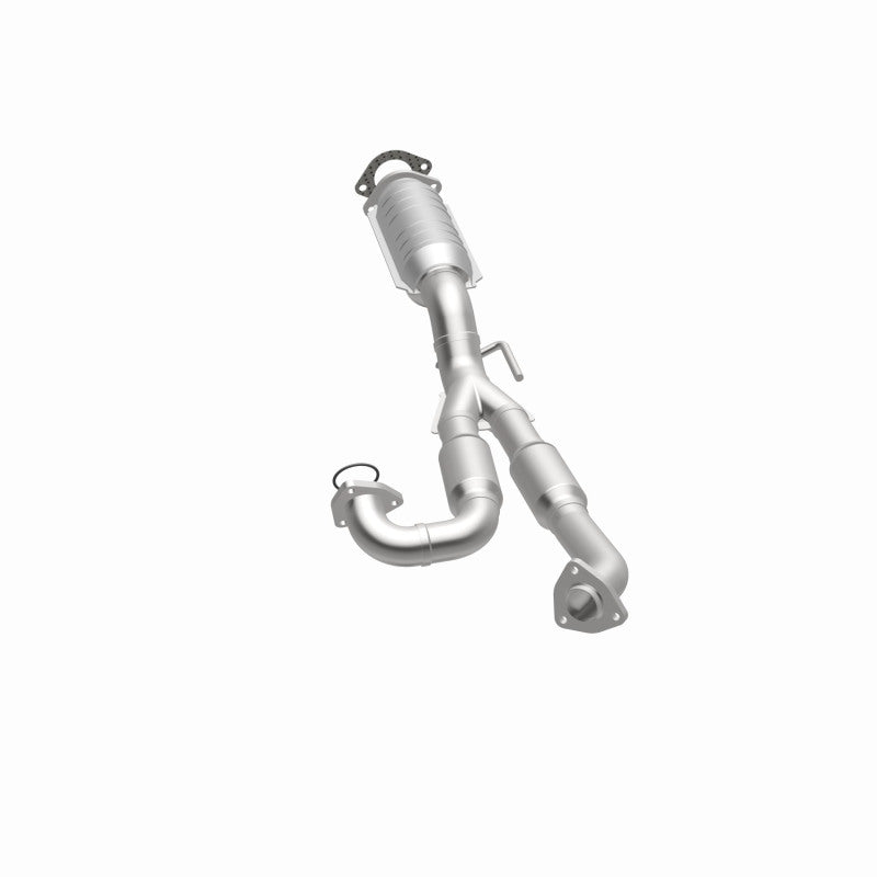 MagnaFlow 93361 hm grade direct-fit catalytic converter, opposite side view of the turntable spin