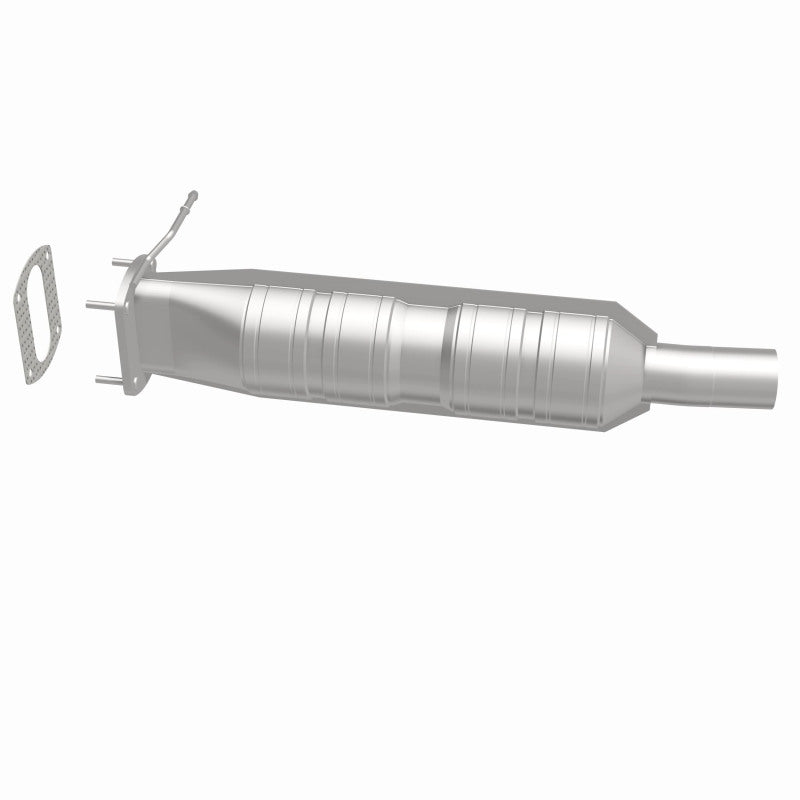 MagnaFlow 24161 hm grade direct-fit catalytic converter, side view of the turntable spin