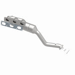 MagnaFlow 452465 carb manifold converter, side view of the turntable spin