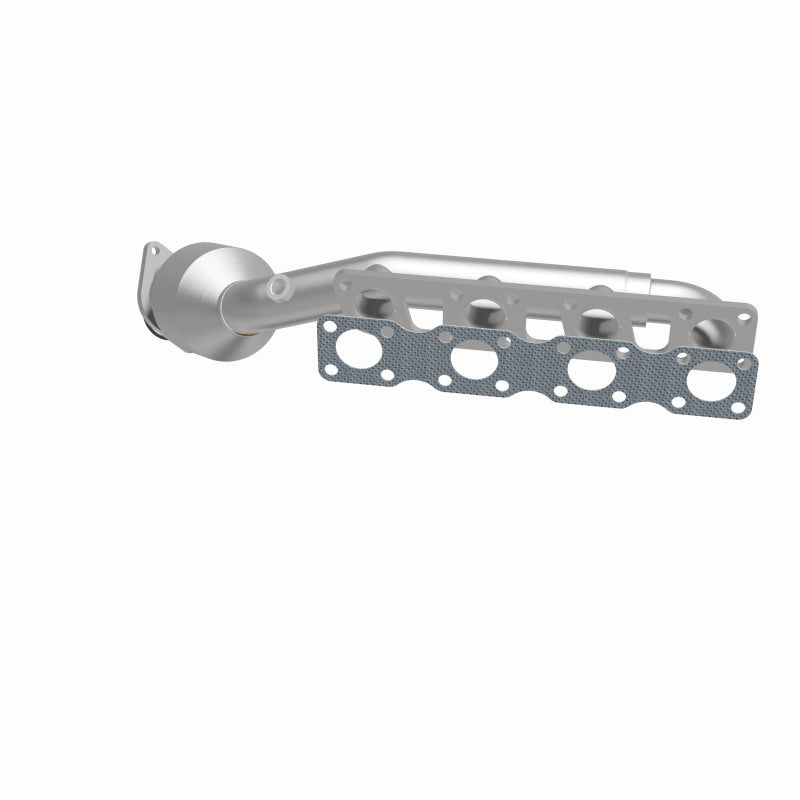 MagnaFlow 52424 oem grade manifold converter, side view of the turntable spin