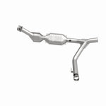 MagnaFlow 93145 hm grade direct-fit catalytic converter, side view of the turntable spin