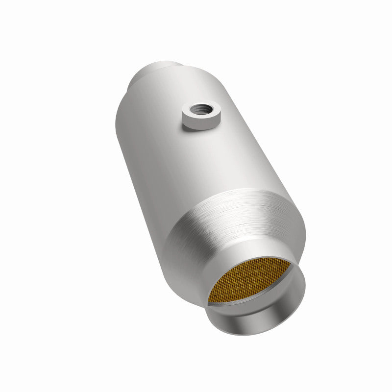MagnaFlow 5551356 universal catalytic converter, opposite side view of the turntable spin