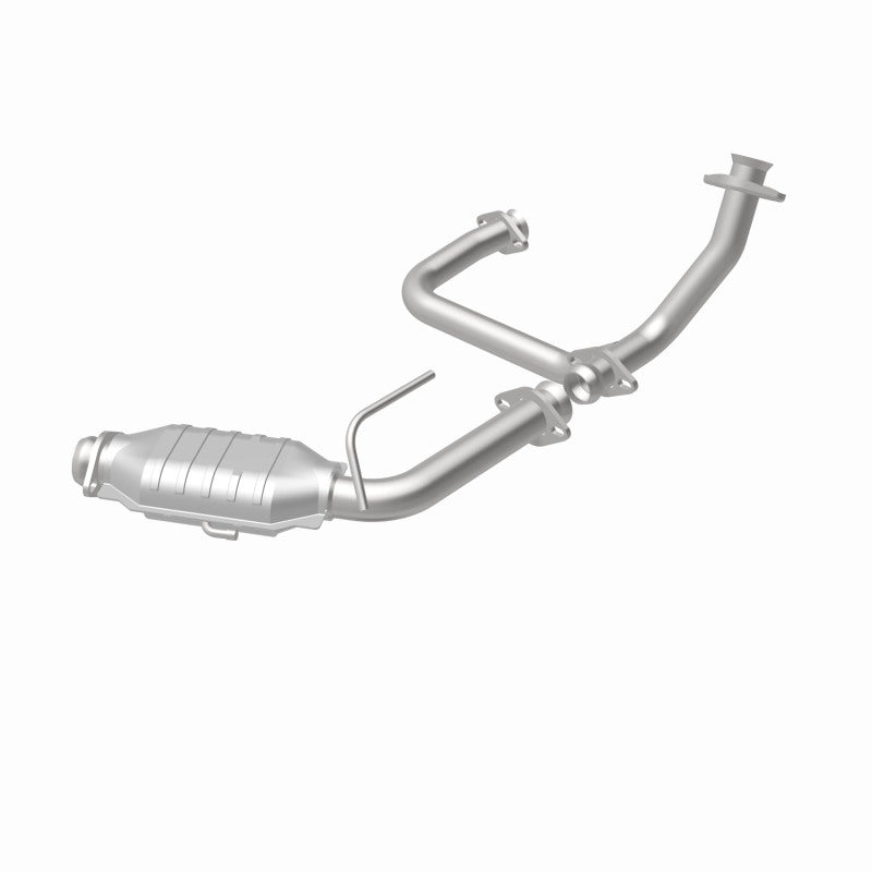 MagnaFlow 93360 epa direct-fit catalytic converter, rear view of the turntable spin