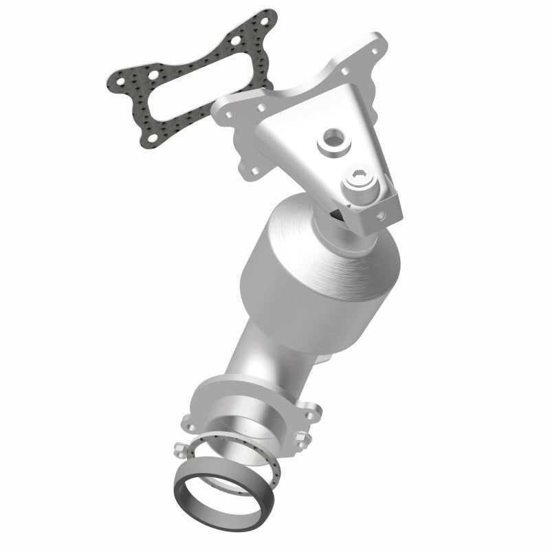 MagnaFlow 52032 oem grade manifold converter, rear view of the turntable spin