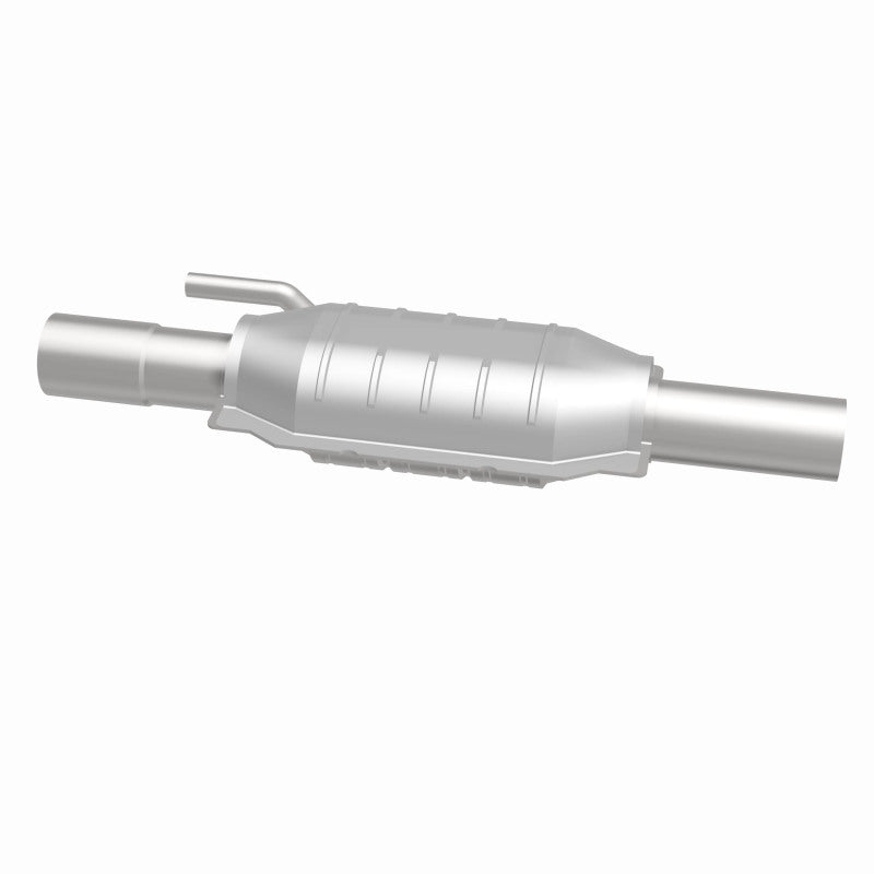 MagnaFlow 95221 hm grade direct-fit catalytic converter, side view of the turntable spin