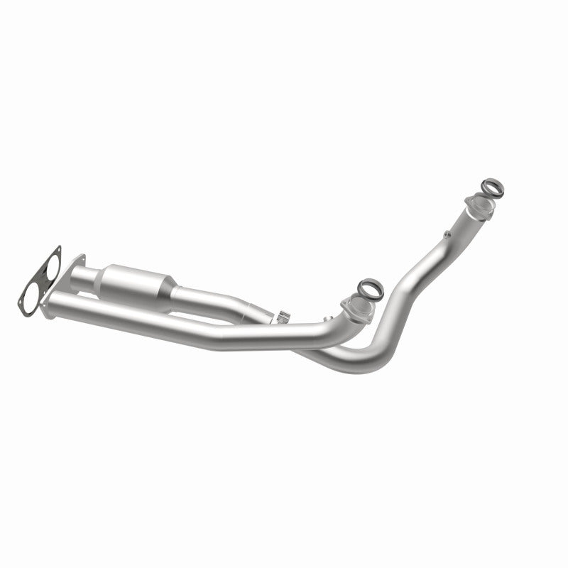 MagnaFlow 95470 hm grade direct-fit catalytic converter, opposite rear three-quarter view of the turntable spin
