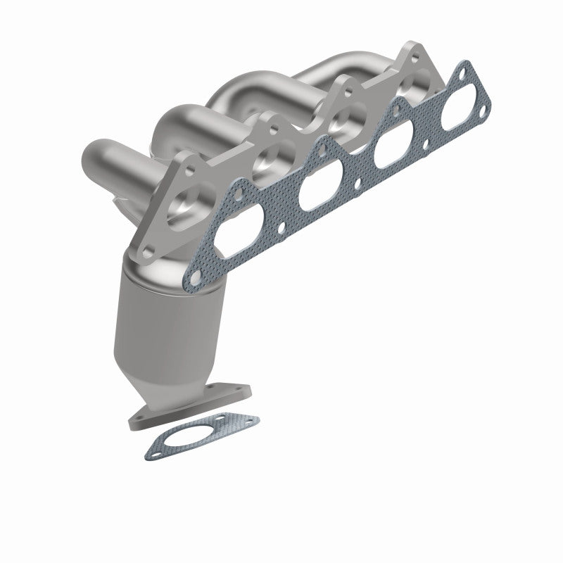 MagnaFlow 50824 hm grade manifold converter, opposite front three-quarter view of the turntable spin