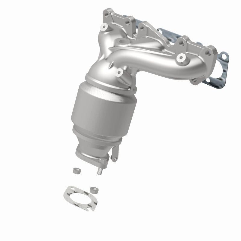 MagnaFlow 52783 oem grade manifold converter, rear view of the turntable spin