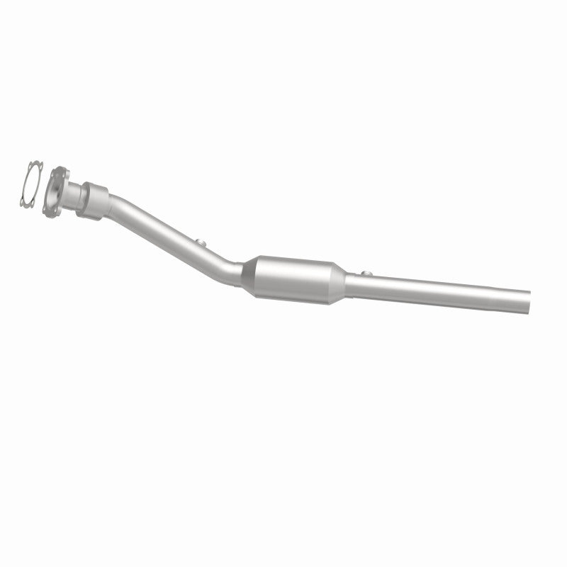 MagnaFlow 51892 oem grade direct-fit catalytic converter, side view of the turntable spin
