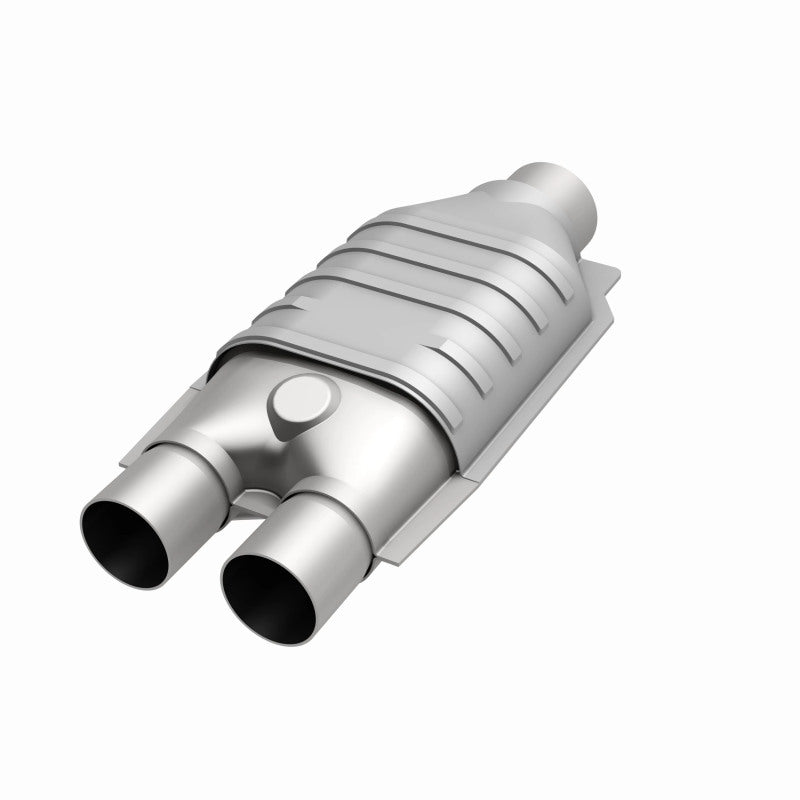 MagnaFlow 447107 universal catalytic converter, opposite front three-quarter view of the turntable spin