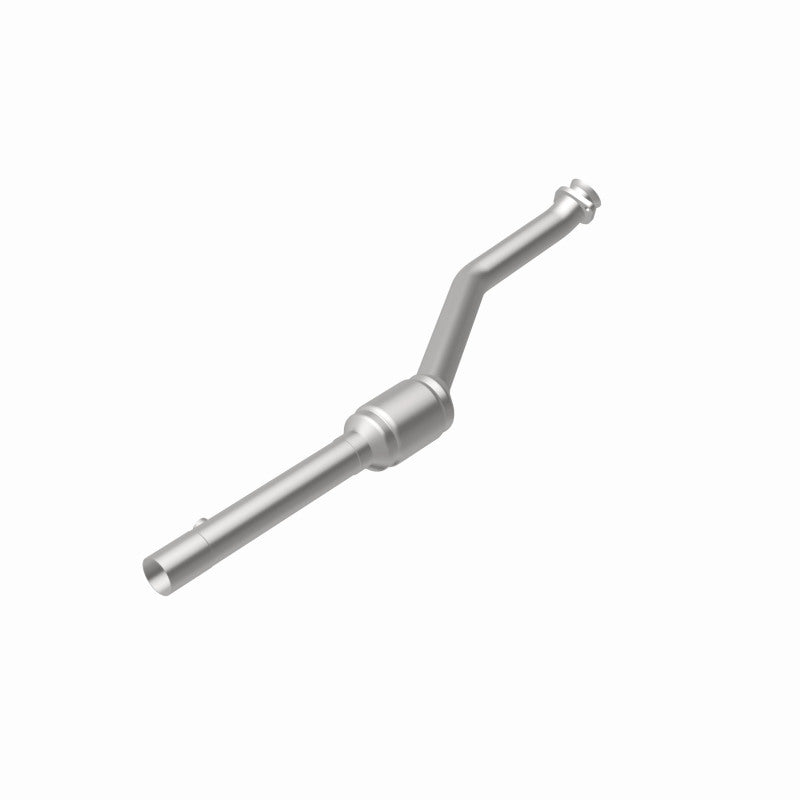 MagnaFlow 24520 hm grade direct-fit catalytic converter, rear view of the turntable spin