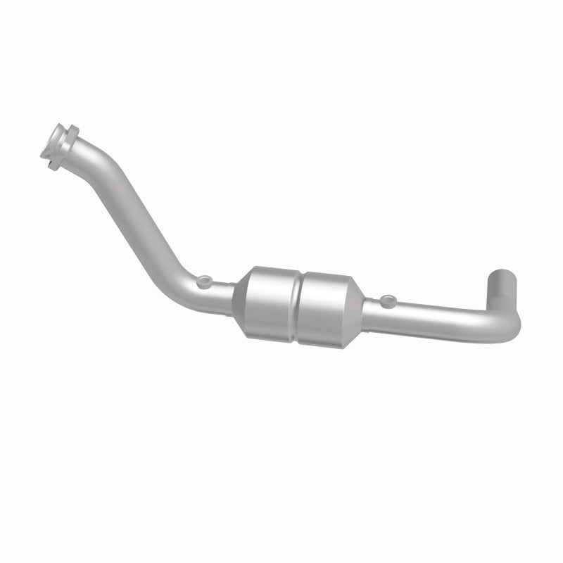 MagnaFlow 93250 hm grade direct-fit catalytic converter, side view of the turntable spin
