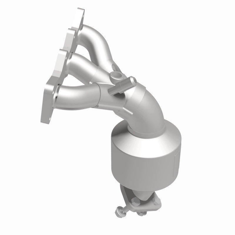 MagnaFlow 452025 carb manifold converter, side view of the turntable spin