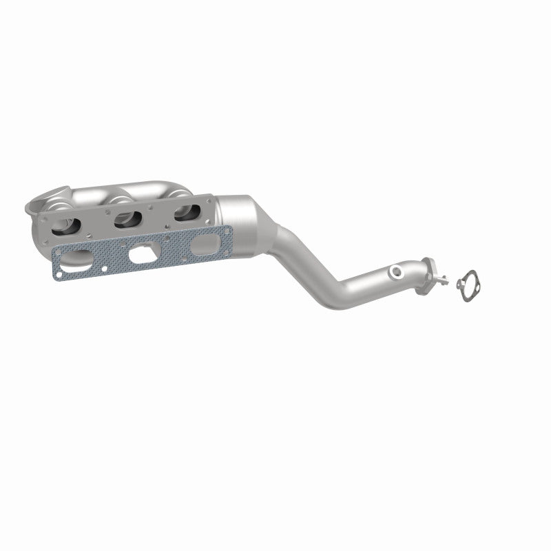 MagnaFlow 452465 carb manifold converter, front three-quarter view of the turntable spin