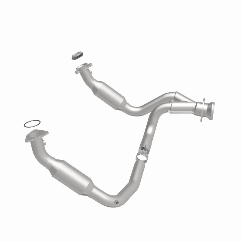 MagnaFlow 5451631 carb direct-fit catalytic converter, side view of the turntable spin