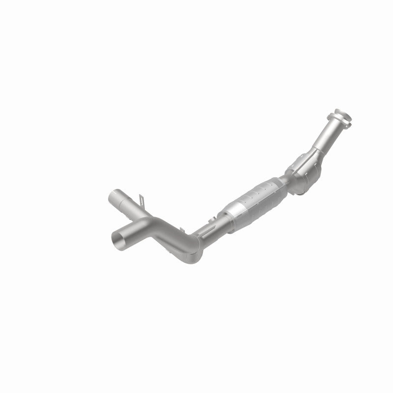 MagnaFlow 93429 hm grade direct-fit catalytic converter, rear view of the turntable spin