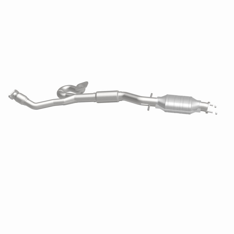 MagnaFlow 52417 oem grade direct-fit catalytic converter, side view of the turntable spin