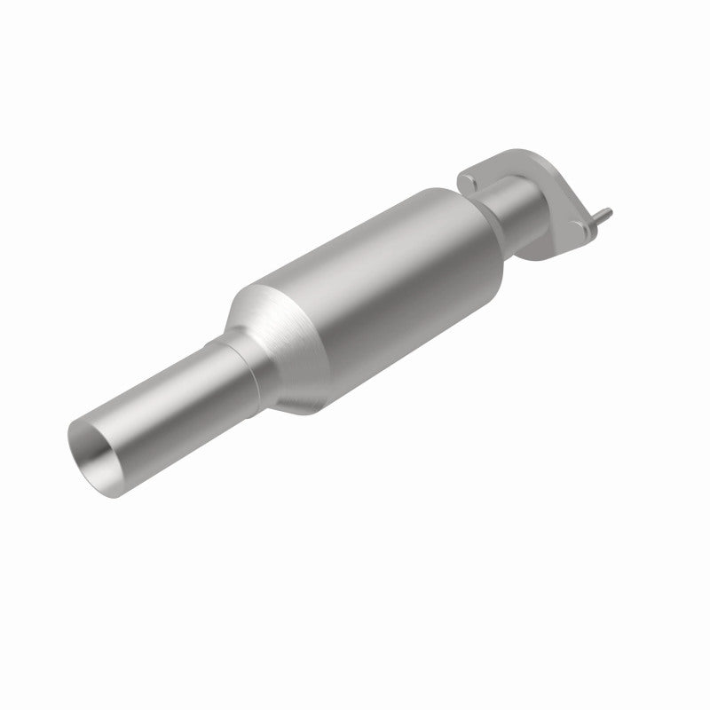 MagnaFlow 5571981 carb direct-fit catalytic converter, rear view of the turntable spin