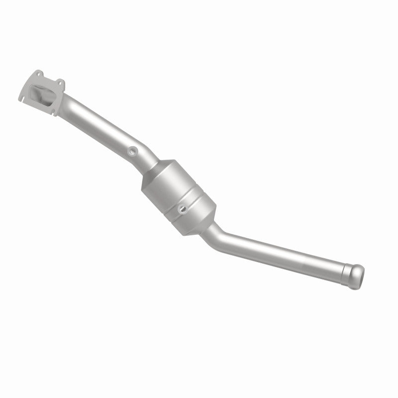 MagnaFlow 5551737 carb direct-fit catalytic converter, side view of the turntable spin