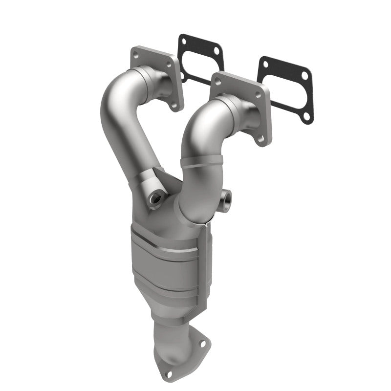 MagnaFlow 452023 carb manifold converter, rear three-quarter view of the turntable spin